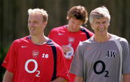 Dennis Bergkamp - nhà vô địch bất bại của Wenger
