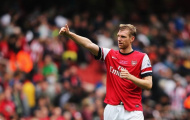 'Anh ta giống như anh trai của tôi tại Arsenal vậy'