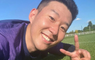 Son Heung-min và sao Tottenham bị cướp cười tươi rói trên sân tập