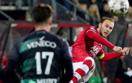 Tìm Carrick mới, Man Utd hãy đến AZ Alkmaar