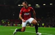Ferdinand đăng đàn, tiết lộ điều 'điên rồ' khi Man Utd mua Chicharito