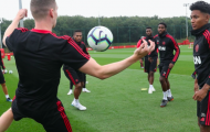 CHÍNH THỨC! Man United một lúc chia tay 9 cầu thủ
