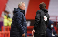Thua đau, Mourinho vạch trần cái tên 'núp trong văn phòng' 