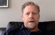Peter Schmeichel: 'Cầu thủ đó không thuộc về phòng thay đồ MU'