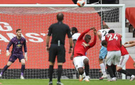 Maguire hé lộ động thái của Pogba trong phòng thay đồ