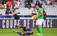 HLV PSG phá vỡ im lặng về hình ảnh đau đớn của Mbappe