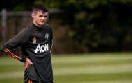 3 tân binh trẻ lần đầu xuất hiện trên sân tập Man Utd