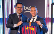 Chủ tịch Barca: “Chúng tôi phải bán cậu ta vì cậu ta muốn được tăng lương”
