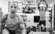 Chiêm ngưỡng body 6 múi vạn người mê của Joe Hart