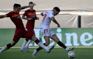 Vắng Smalling, hàng thủ Roma tan nát trước Sevilla