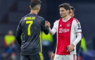 Đồng ý bán Van de Beek, Ajax giữ chặt sao trẻ từng vật ngã Ronaldo