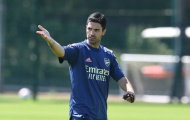 Arsenal tập luyện, CĐV bấn loạn vì hai trợ lý trẻ trung của Mikel Arteta