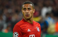 So sánh chỉ số của Thiago Alcantara với Van de Beek và các tiền vệ Man Utd