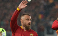 De Rossi về đội trẻ Roma vì chưa có bằng cấp