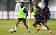 XONG! Liverpool nhận tin sét đánh từ 2 trụ cột trước trận gặp Arsenal