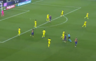 Trên đỉnh thăng hoa, 'phù thủy' Barca biến trọng tài thành 'trò hề'