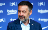 Khán giả: 'Barca hãy ngừng trả góp, có tiền thì mua, không thì thôi'
