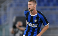 Milan Skriniar có gì hơn các trung vệ của Mourinho?