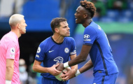 Abraham giành penalty với Jorginho, Lampard lập tức phá vỡ im lặng
