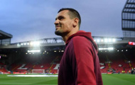 Liverpool thua thảm, bạn thân Salah đứng ra bênh vực