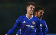 CHÍNH THỨC! Chelsea chia tay tiền vệ ghi 14 bàn/28 trận