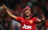 Chúc mừng huyền thoại Man Utd, Evra không quên 'khịa' Man City
