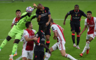 Mất Van Dijk, Klopp tìm ra 'siêu đá tảng' mới ở hàng thủ