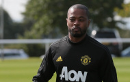 Man Utd thăng hoa trước PSG, Evra có hành động khó đỡ