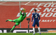 Giúp Chelsea thoát thua, 'quái vật khung gỗ' khiến Lampard bấn loạn