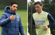 Vì 1 cái tên, Arsenal đang lặp lại sai lầm tương tự với Mesut Ozil