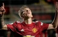CĐV Man Utd phát cuồng: 'Cậu ấy là Thiago mới; Scholes thời đỉnh cao'