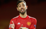 Solskjaer hét Fernandes 1 câu, trước khi tung Van de Beek vào sân