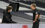 Tottenham giành 3 điểm, Mourinho vẫn cay cú trọng tài chính