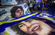 Maradona phẫu thuật thành công, fan ăn mừng như vô địch