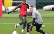 Lingard 'nhảy múa', thủ môn Man Utd chỉ còn biết đứng nhìn
