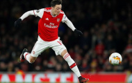 'Ozil vẫn là một phần của Arsenal'