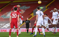Phản ứng của cả đội hình Liverpool sau khi Firmino ghi bàn