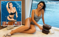 Bạn gái Ronaldo khoe dáng với bikini mỏng tanh