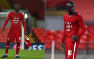 Không ghi bàn, Sadio Mane vẫn cởi áo tri ân huyền thoại