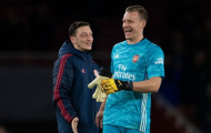 Đồng đội tiết lộ thái độ không tưởng của Mesut Ozil ở Arsenal