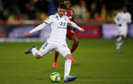 Người nhà can thiệp, Arsenal nhận cú hích 'khổng lồ' vụ Houssem Aouar