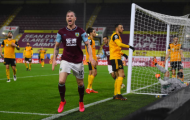 Hạ gục Wolves trên sân nhà, Burnley đào tẩu khỏi nhóm cầm đèn đỏ