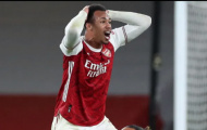 XONG! Thắng Chelsea, Arsenal hứng chịu đòn giáng mạnh