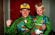 10 cặp cha con ra sân nhiều nhất ở Premier League: Huyền thoại M.U và con trai vô đối