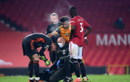 Đụng nhẹ 'Quái thú Wolves', De Gea nhận cái kết đắng lòng