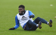 Partey cười tít mắt, 2 làn gió 19 tuổi lả lướt thắp sáng Arsenal