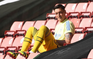 Cạn tàu ráo máng, Mesut Ozil quyết tâm 'chơi lầy' với Arsenal