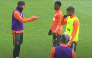 Vừa đến Man Utd, Diallo đã được Bruno 'giáo huấn' trên sân tập