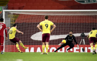 10 thống kê Liverpool 0-1 Burnley: Siêu tệ hại, cú sốc tại Anfield!