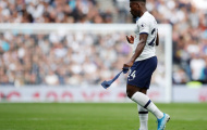 Bị Mourinho 'la rầy', sao Tottenham bực tức bỏ về trong giờ nghỉ